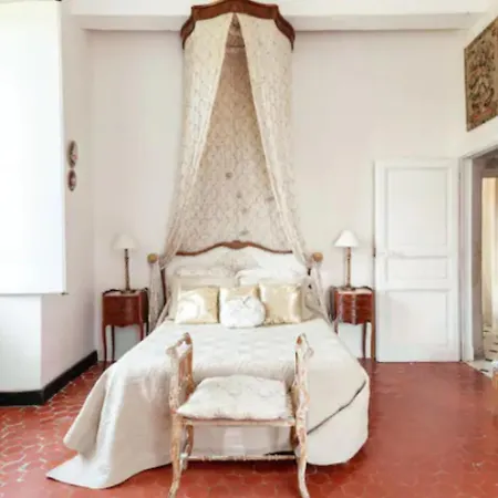 Spacieux Avec Deux Au Chateau Holiday home