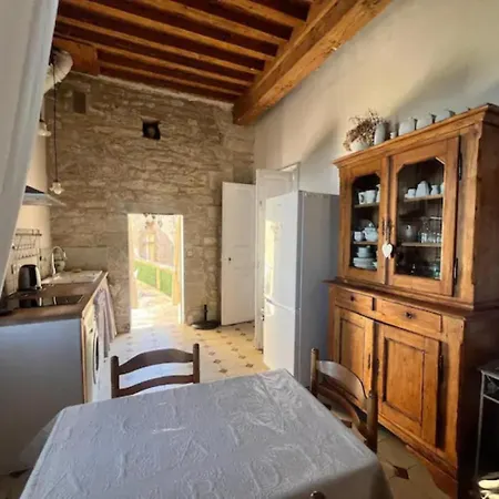 Holiday home Spacieux Avec Deux Au Chateau *