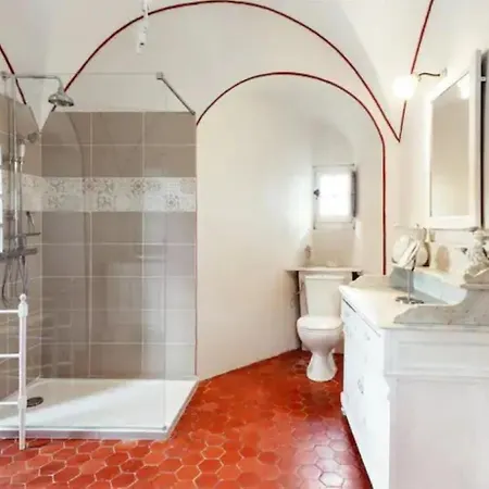 Holiday home Spacieux Avec Deux Au Chateau *